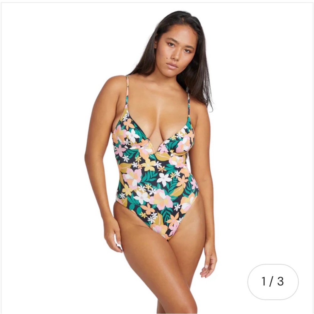 Volcom‎ "You Had Me at Aloha" Floral One piece Swimsuit